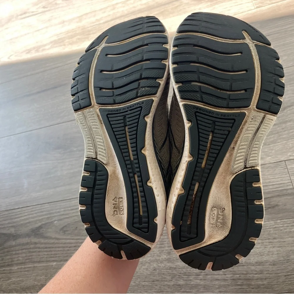 Brooks Womens Glycerin GTS 19 Grey Lace Up Running Sneakers Size 8 EU 39
